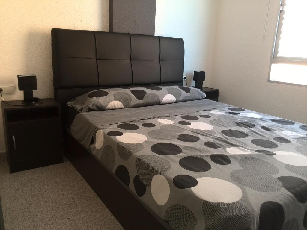 Apartment Travesia De Santomera Torrevieja Buitenkant foto